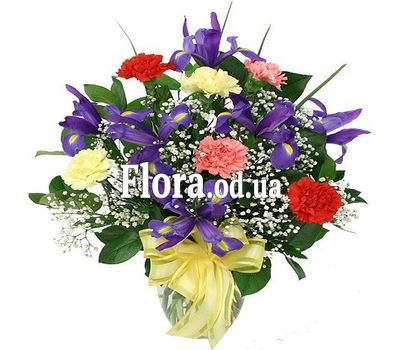 Букет из ирисов и гвоздик