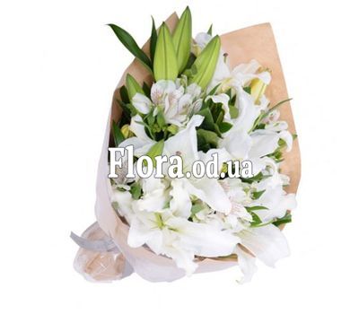 Букет из лилий и альстромерий