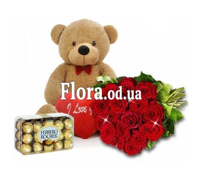 Букет роз с мишкой и конфетами