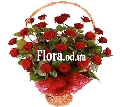 Basket of 25 roses