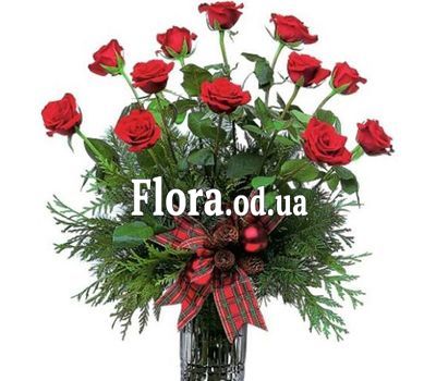 New Year bouquet of roses and pine branches