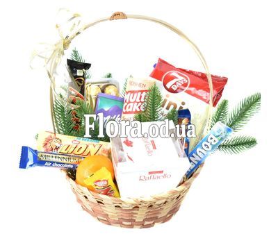 Корзина сладостей к Рождеству