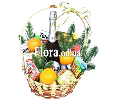 Новогодняя корзина с шампанским