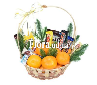 New Year's Basket with tangerines and sweets