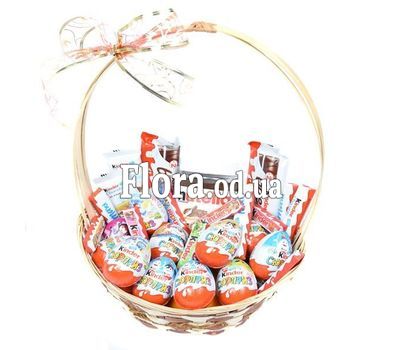 Новогодняя подарочная корзина для детей