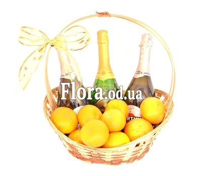 Подарочная корзина шампанского