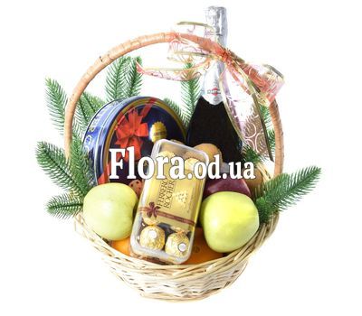 Подарочная новогодняя корзина женщине с Asti Martini