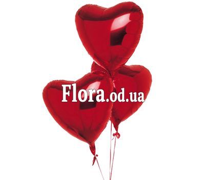 3 шарика в форме сердца