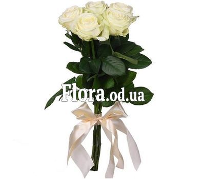 5 импортных белых роз